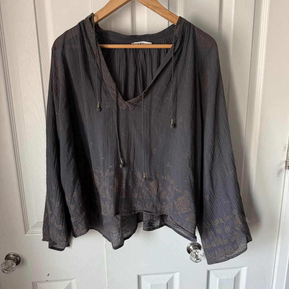 Doen Charcoal Gray Bohemian Blouse